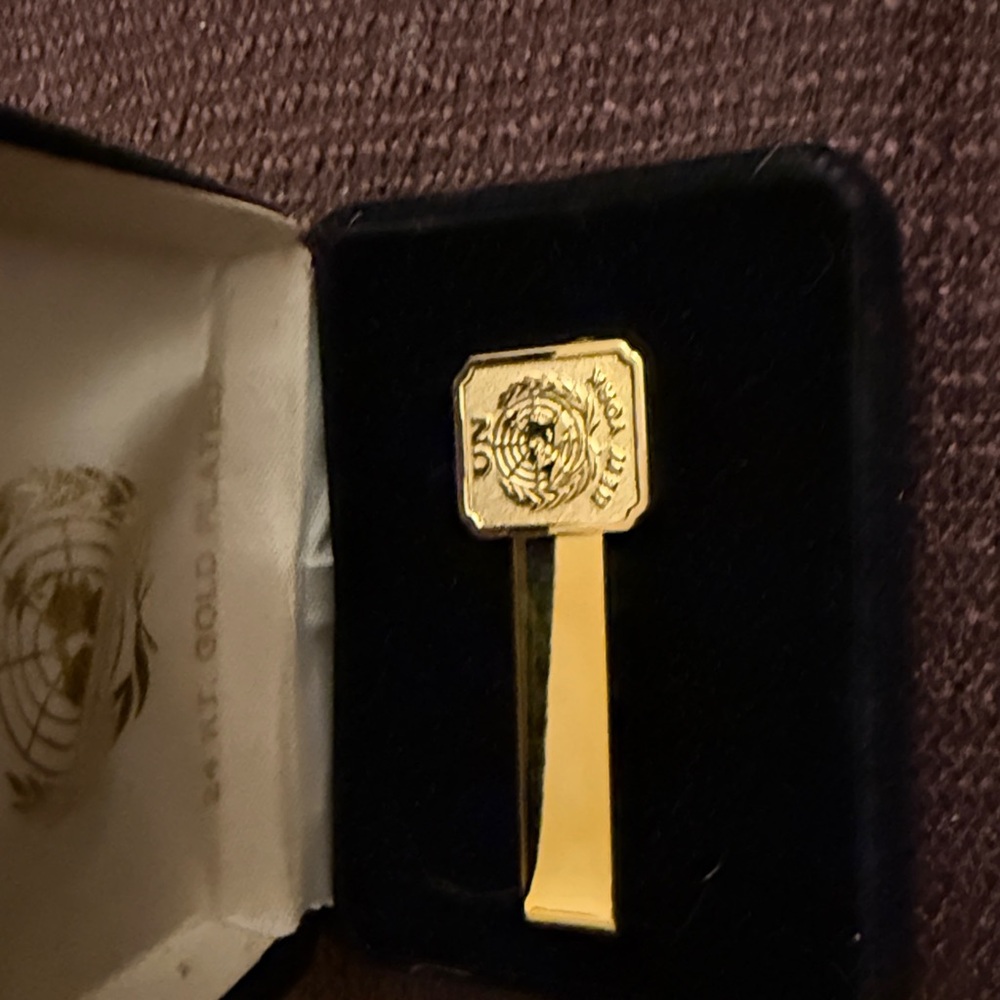 24 KT Gold Plated UN tie clip